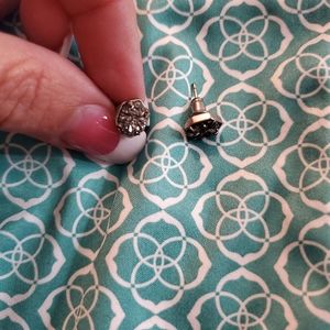 Kendra Scott earring studs